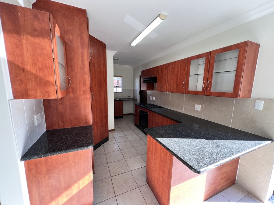 5 Bedroom Property for Sale in Noorsekloof Eastern Cape